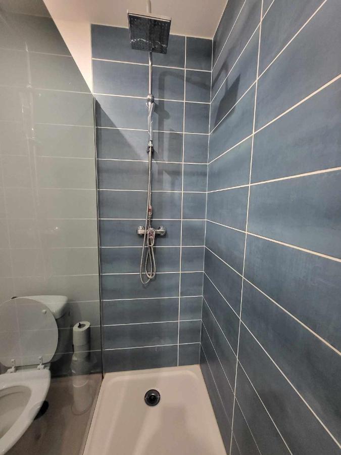 Appartement Canada 1 발랑시엔 외부 사진