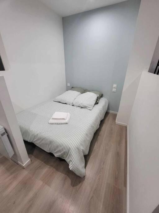 Appartement Canada 1 발랑시엔 외부 사진